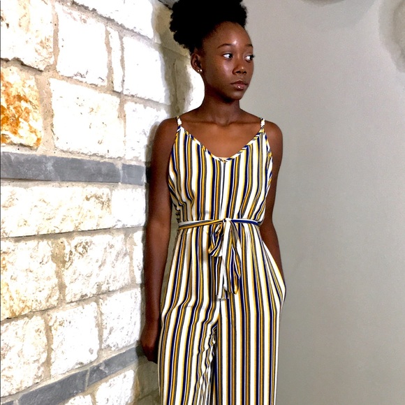 Jumper - Picture 2 of 3